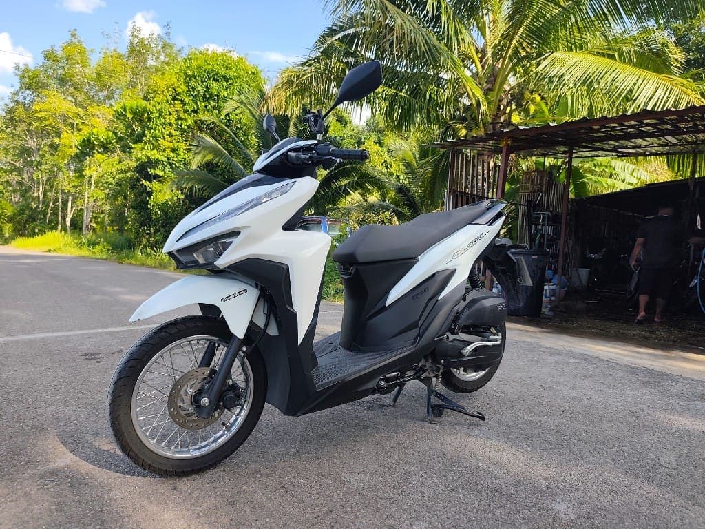 Honda Click 125 scooter perfect for affordable and reliable Krabi exploration